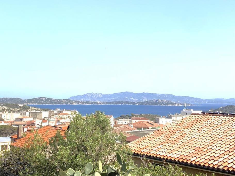 Il Posto Giusto Apartment La Maddalena  Luaran gambar